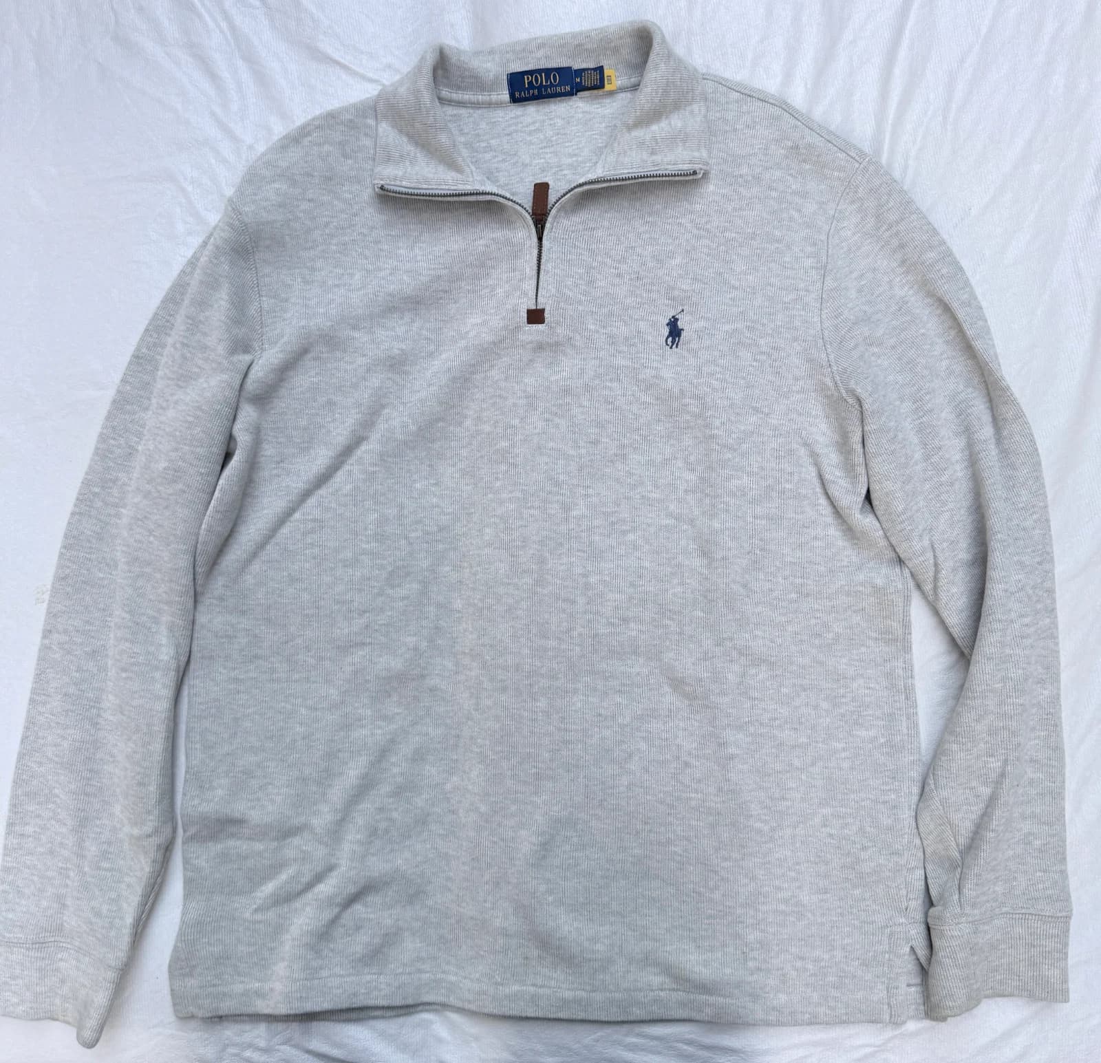 אפור בהיר quarter zip