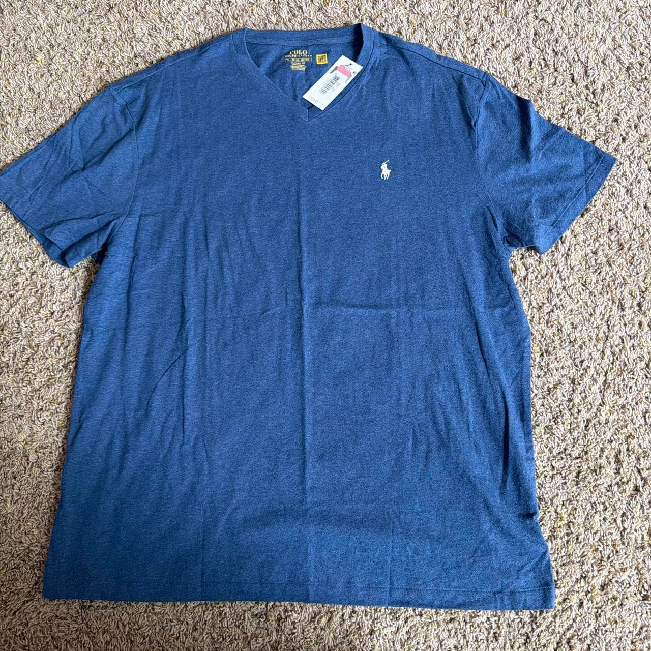 Ralph Lauren blue V-neck t-shirt #preppy #classic