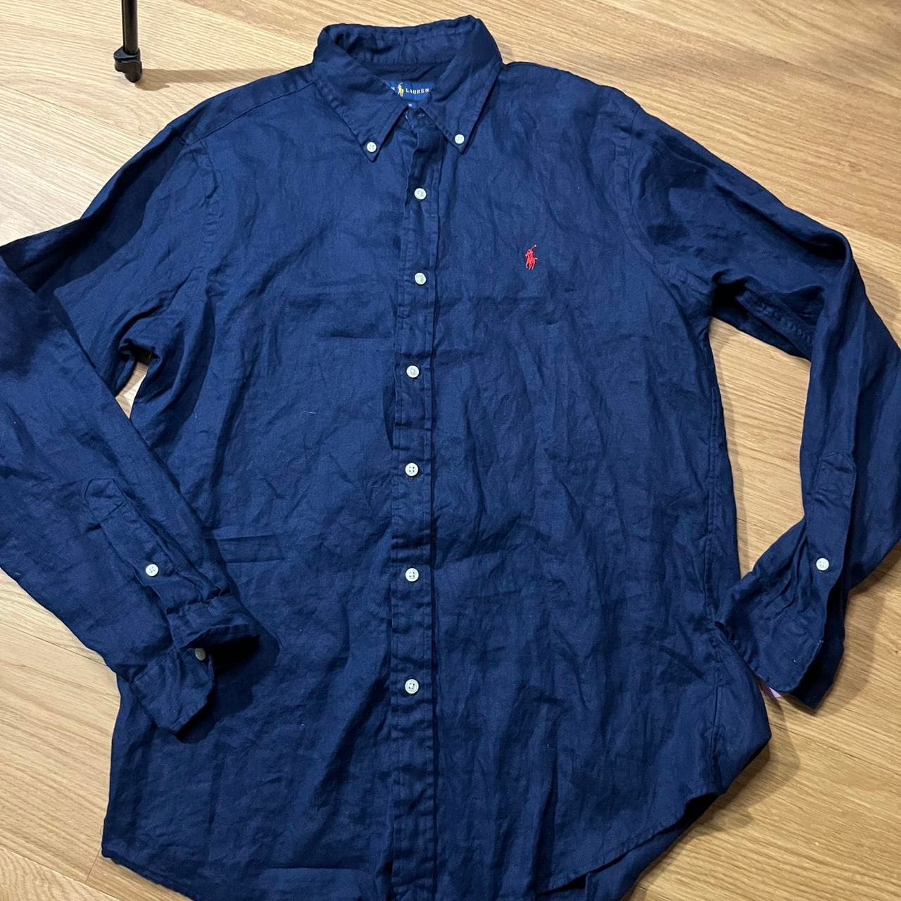 חולצת פשתן נייבי · Polo Ralph Lauren